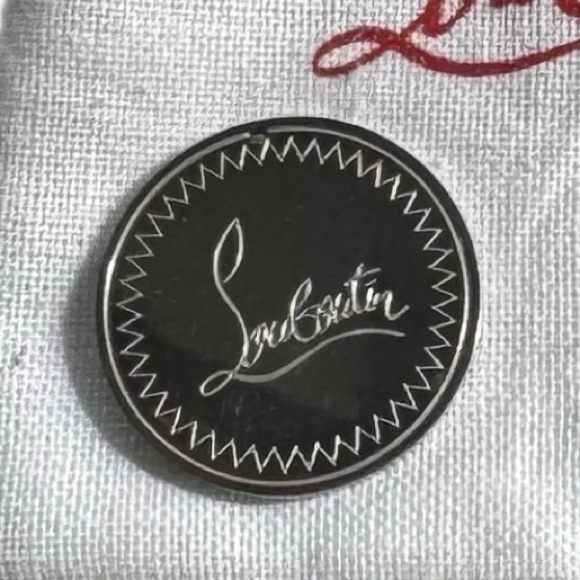 🆕 Christian Louboutin - Penny Loafer Coin for replacement - Picture 1 of 4